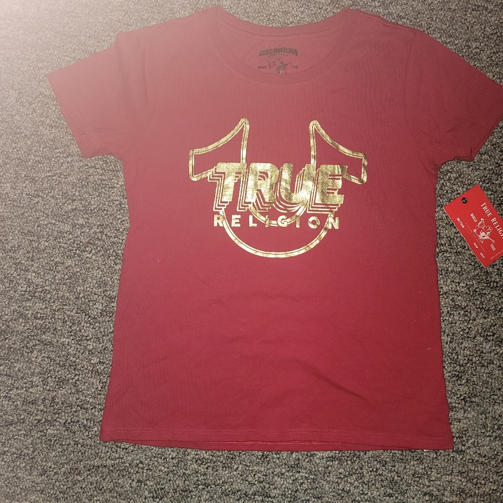 Red Tee shirt